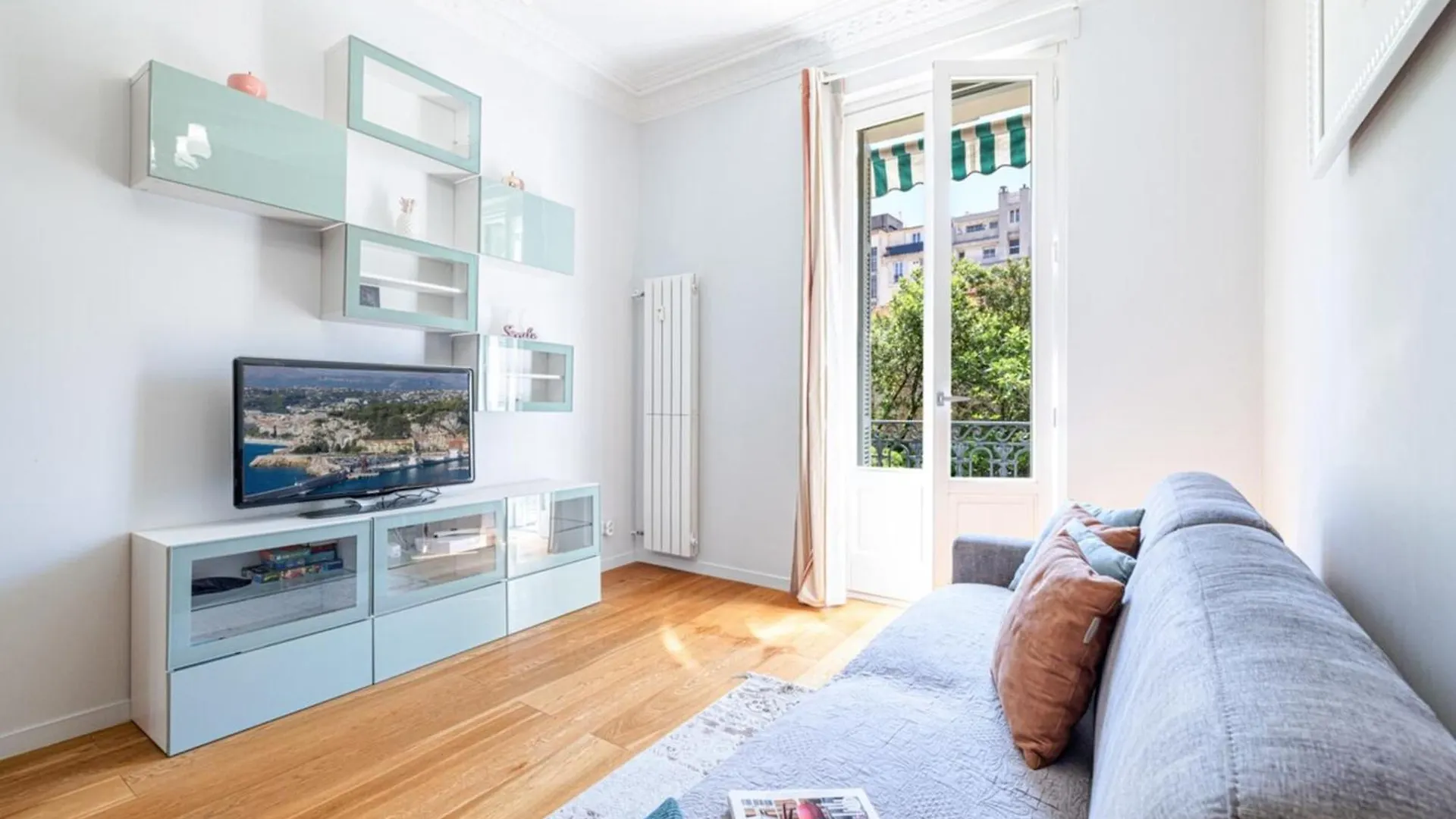 Apartment Joffre 49-D - Charming 2 Bedroom - Carre D'Or Nice