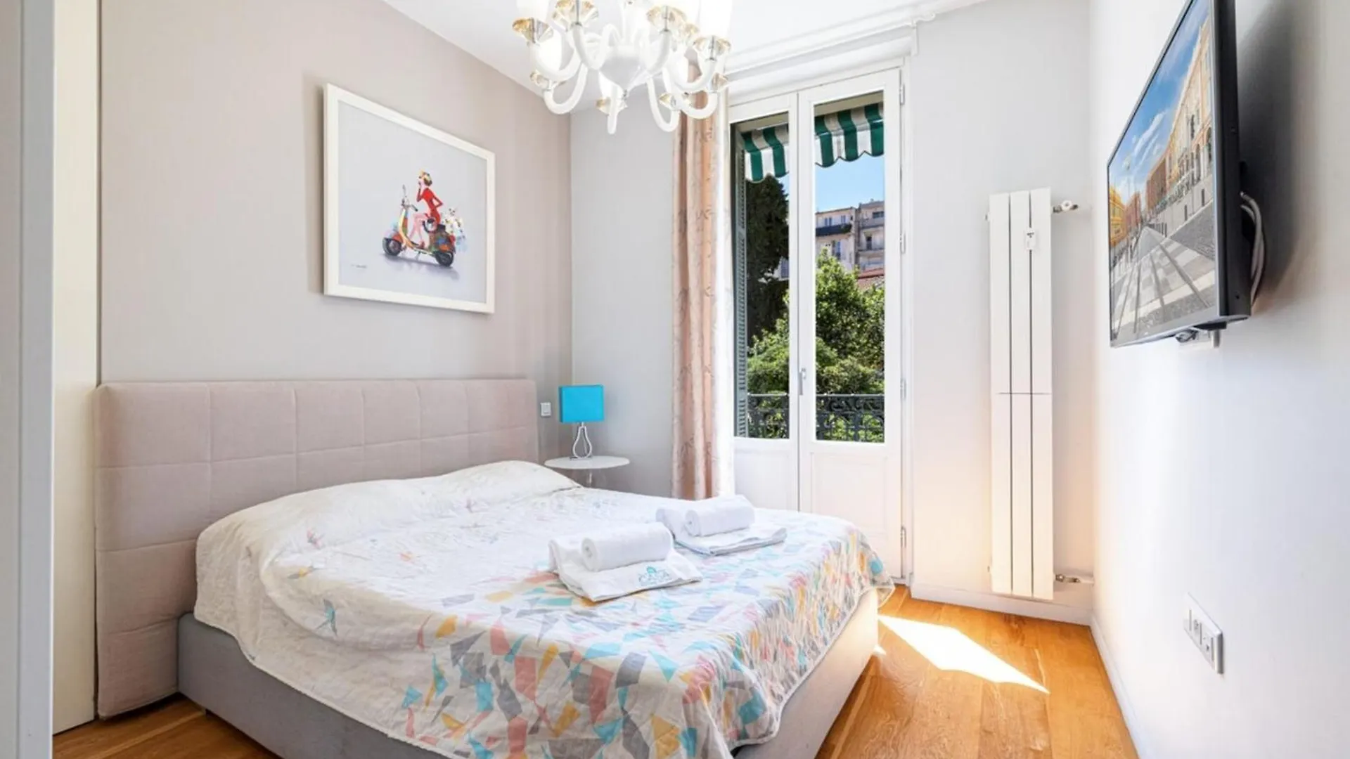 Joffre 49-D - Charming 2 Bedroom - Carre D'Or Nizza Francia